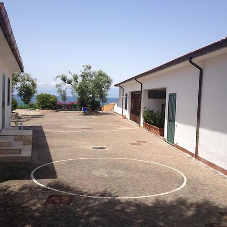 Casa Palinuro Vacanze Fronte Spiaggia Eksteriør billede